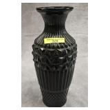 10' INDIANA GLASS BLACK DIAMOND POINT VASE