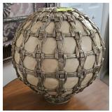 14' DECORATIVE CERAMIC GLOBE W/ BASE