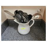 9' DEB MORES 'LOVES ME' PITCHER W/ UTENSILS