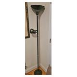 71.5' LIGHT SENSITIVE FLOOR LAMP