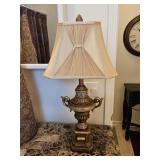 29' CERAMIC TUSKAN STYLE TABLE LAMP