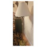 GOLD TONE 'TUSCAN' STYLE FLOOR LAMP