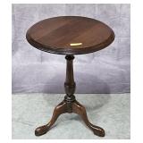 24' MAHOGANY GEORGIAN TRIPOD TEA TABLE