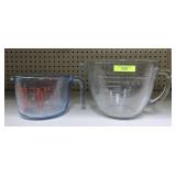 PAIR OF ANCHOR HOCKING MEASURING CUPS