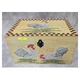15' DECORATIVE WOODEN CHICKEN BOX