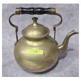 9' HAMMERED BRASS KETTLE