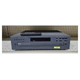 NAD MODEL 515 MULTI-COMPACT DISC PLAYER