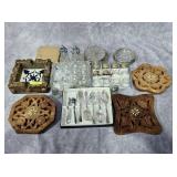 LOT OF ASST. SHAKERS, TRIVETS & COASTERS