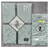 SET OF WATERFORD LINENS TABLECLOTH & NAPKINS
