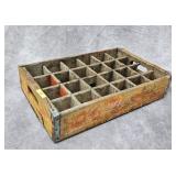 18' 24-BOTTLE WOODEN DRINK CRATE
