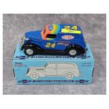 LIBERTY CLASSICS 1937 CHEVY SEDAN DIECAST BANK