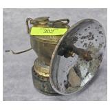 VINTAGE JUSTRITE STREAMLINED MINERS CARBIDE LAMP