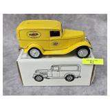 ERTL 1932 PANEL DELIVERY BANK