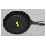 8' CAST IRON WAGNER FRYING PAN