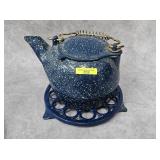 PORCELAIN CAST IRON KETTLE W/ TRIVET