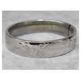 STERLING SILVER HINGED BANGLE BRACELET, 30 GRAMS