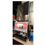 Hoshizaki KM-901MAH 920Lb air cooled ice machine