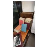 Lot of old books to pretend you do read