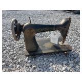 Singer Industrial Sowing Machine