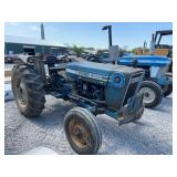 Ford 3600 Everything works, has a minor leak, has a new gas tank.