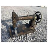 Singer Industrial Sowing Machine