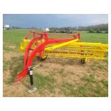 New holland model 56 hay rake. It has New paint and all New teeth.