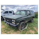1985 K5 Blazer. Factory 6.2 Detroit diesel engine 71,200 miles.