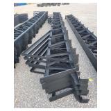 40' Trusses, no overhang. 48' purlin spacing. For 6'x6' post.