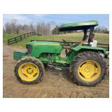 John Deere 5055E