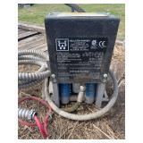 Rope gripper pumping unit