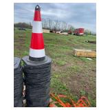 25 Traffic Cones