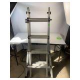 Vulcan aluminum ladder