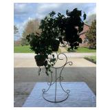 Metal flower stand