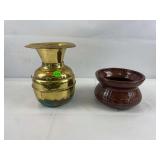 2 Spittoons