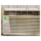 Black and decker window unit air conditioner