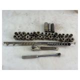 1/4in deep well and shallow sockets