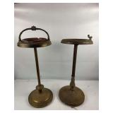 2 floor ashtrays