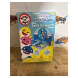 BABY SHARK 'Let's Go Hunt!' Card Game~ Fast Paced,