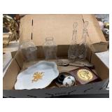 Lot With Ornamental Items