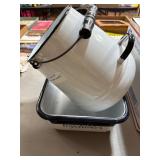 White Enamel Pot and Vegetable Tray Set