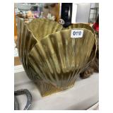 Brass Shell-Shaped Decorative Vase