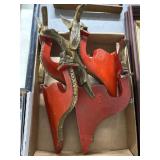 Red and Gold Wall Brackets