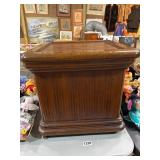 Wooden Commode Cabinet With Insert