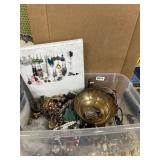 Craft Jewelry and Decor