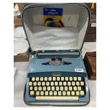 Brother Opus 885 Typewriter with Case