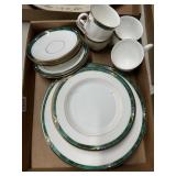 Lenox Kelly Bone China Dinnerware Set