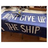 2 Pc Metal Jet Fighter Plane and Naval Flag