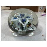Art Glass Paperweight With Flower Design