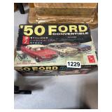 1950 Ford Convertible AMT Model Kit
