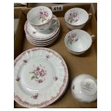 Bernardaud Limoges ï¿½Henrietteï¿½ Dish Set